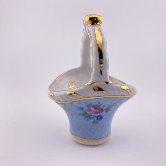 Limoges France - Miniature Porcelain Basket - Courting Couple - Picture 5 of 8